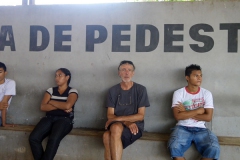 Esperant embarcar Sao Bartolomeu